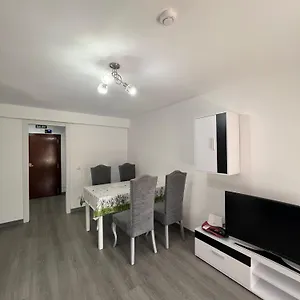 tu-precioso-piso-en-el-centro-de-torrejon.besthotelstoledo.com/